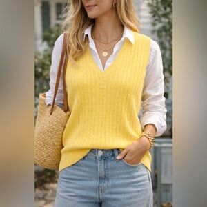 LL Bean Women’s XL Yellow Cable Knit Sweater Vest NWT